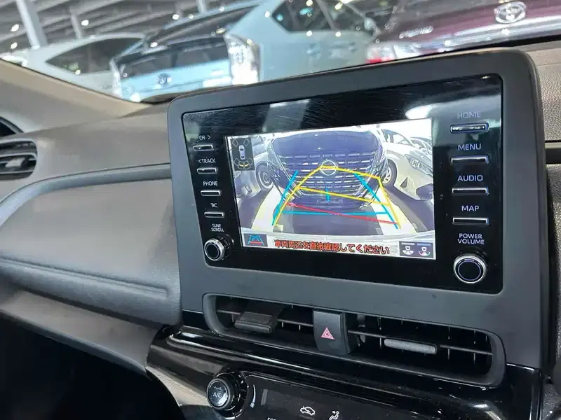 TOYOTA AQUA B Image 12