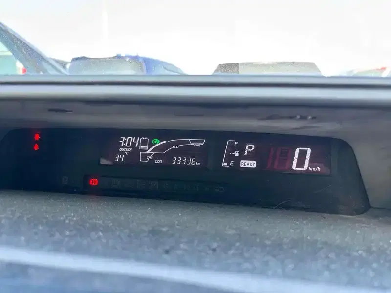 TOYOTA AQUA X-URBAN SMART ENTRY PACKAGE Image 22