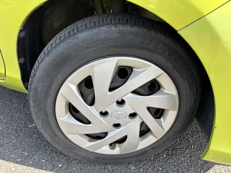TOYOTA AQUA G Image 17