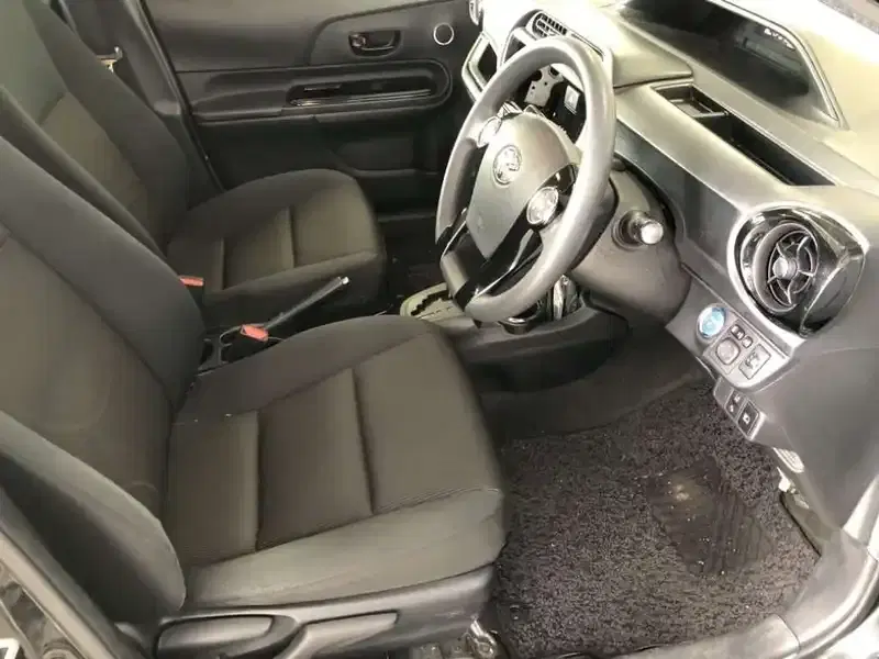 TOYOTA AQUA S STYLE BLACK Image 5