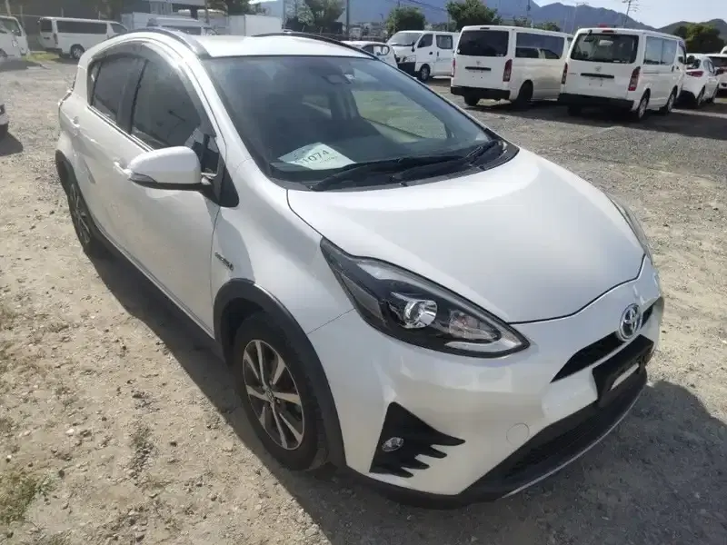 2018 Toyota Aqua Hybrid