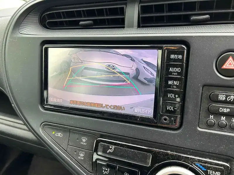 TOYOTA AQUA L Image 13