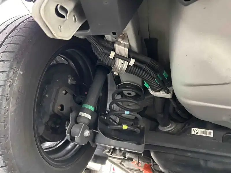 TOYOTA AQUA L Image 17