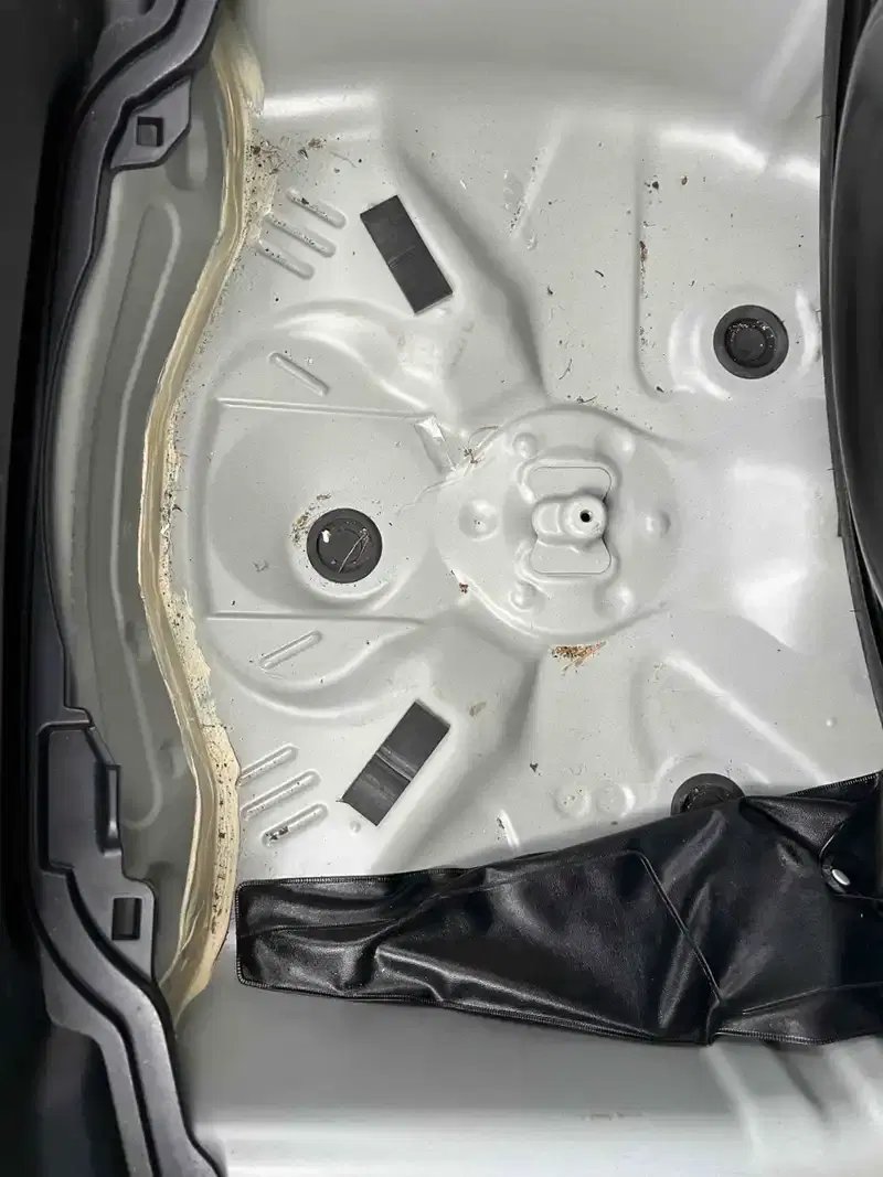 TOYOTA AQUA L Image 15