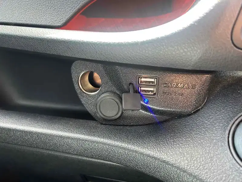 TOYOTA SIENTA HYBRID X Image 7