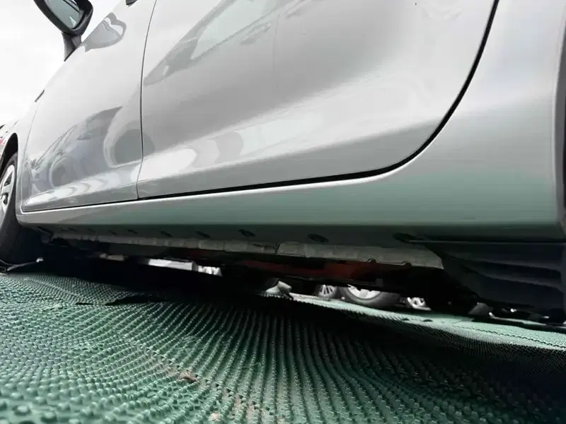 TOYOTA COROLLA AXIO HYBRID EX SAFETY SENSE Image 16