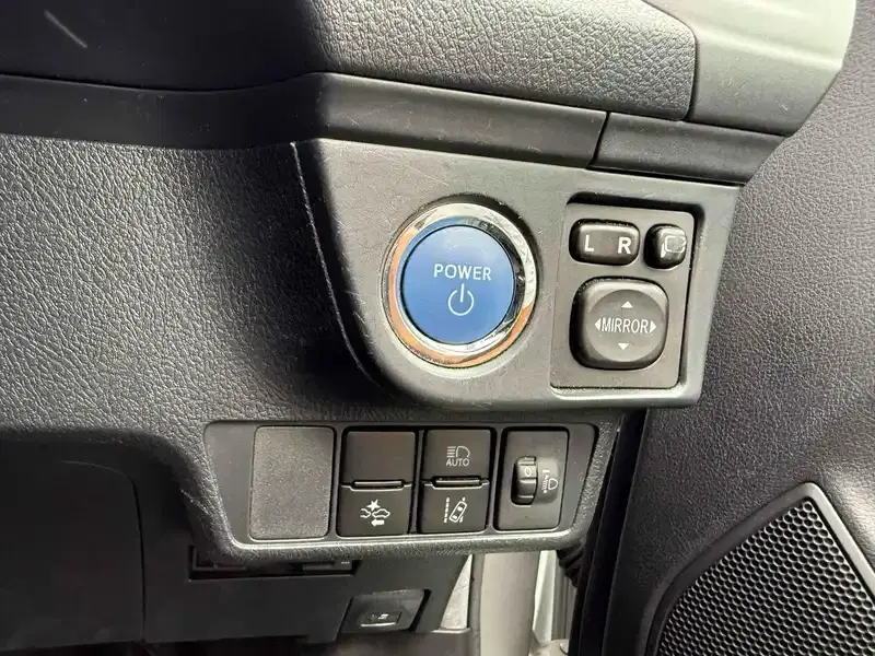 TOYOTA COROLLA AXIO HYBRID EX SAFETY SENSE Image 10
