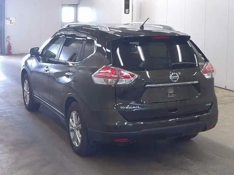 NISSAN X-TRAIL 4WD 20XT EMERGENCY BRAKE PACKAGE Image 2