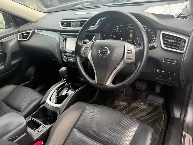 NISSAN X-TRAIL 20XT EMERGENCY BRAKE PKG 7SEAT Image 6