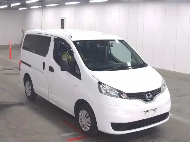 NISSAN NV200 VANETTE VAN VX Image 1