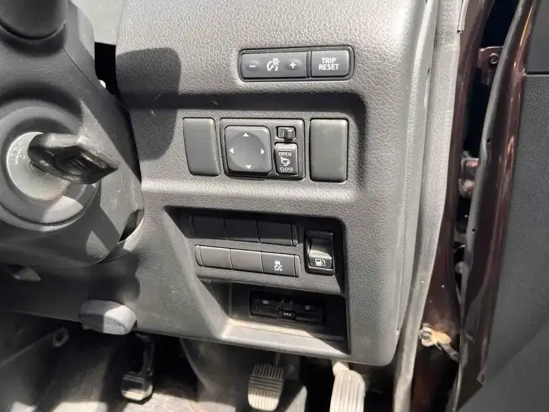 NISSAN CARAVAN VAN 5D LONG EX Image 10