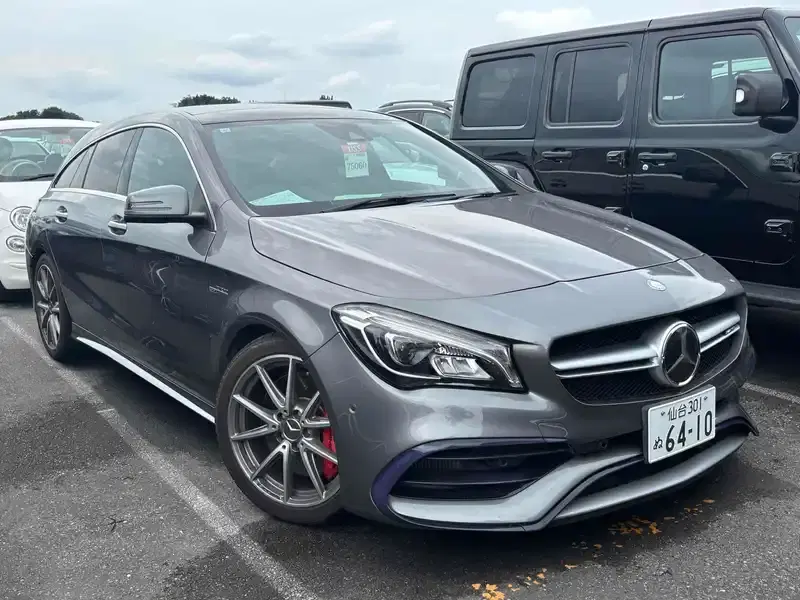 MERCEDES BENZ CLA45 AMG 4MATIC SHOOTINGBRAKE Image 1