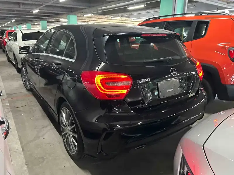 MERCEDES BENZ A-CLASS A180 SPORTS Image 8