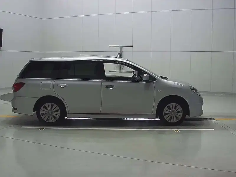 NISSAN WINGROAD 15S Image 4