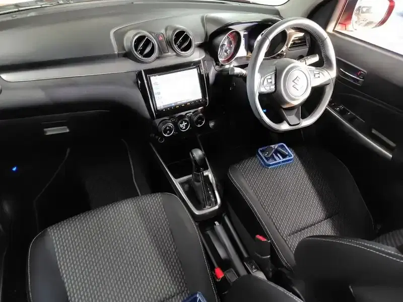 SUZUKI SWIFT 5D HYBRID RS Image 5
