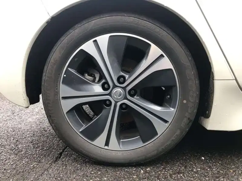 NISSAN LEAF G Image 12
