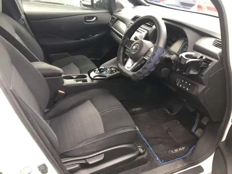 NISSAN LEAF G Image 5