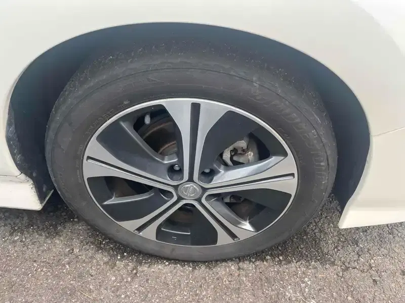 NISSAN LEAF G Image 17