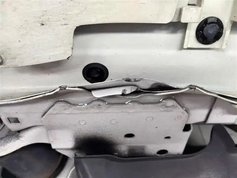 NISSAN LEAF S Image 9