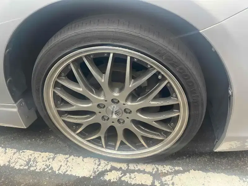 TOYOTA PRIUS L BODY KIT Image 11
