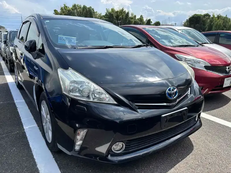 2012 Toyota PRIUS 98,000 km