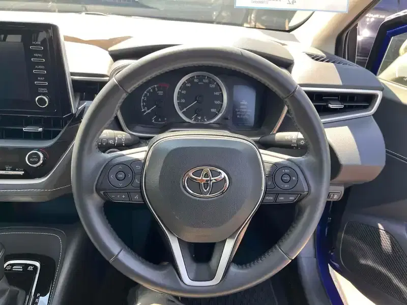 TOYOTA COROLLA TUOURING HYBRID S Image 13