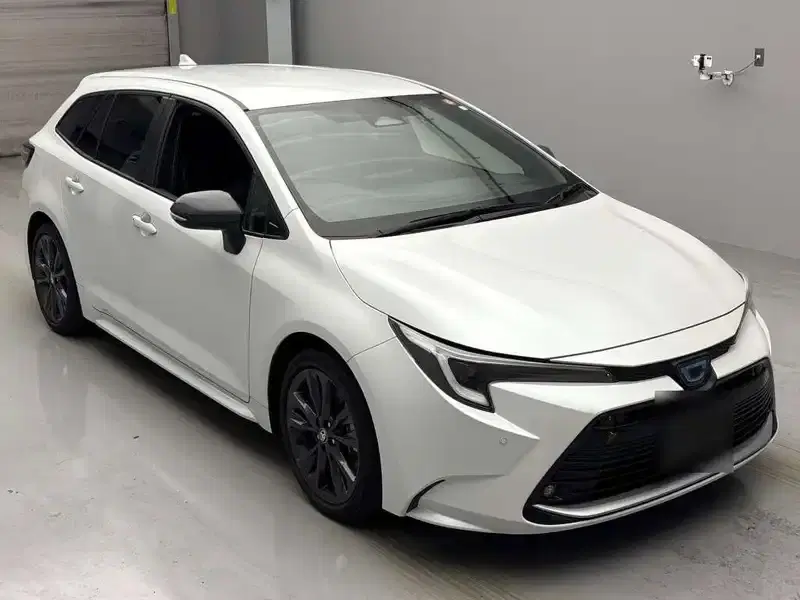 2023 Toyota COROLLA 46,000 km
