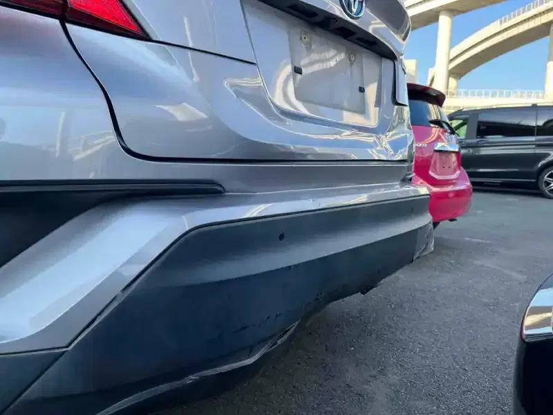 TOYOTA C-HR G Image 14